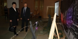 Презентация художественной инсталляции &quotПодвиг города над Невой&quot состоялась в Биробиджане Владимир Иващенко, ИА EAOmedia