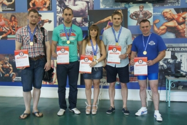 Более 70-ти спортсменов приняли участие в открытом Кубке ЕАО по силовому троеборью Из архива Александра Парфирьева