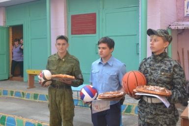 Награждение лучших участников Алла Тюрина