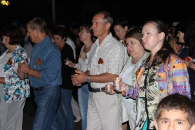 Глава гордумы Биробиджана стал участником шествия к 70-летию окончания Второй мировой birduma.ru