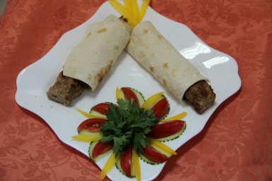Люля мясная  предоставлено рестораном Камелот 
