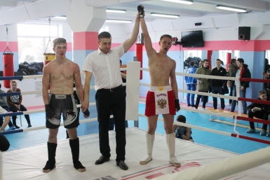 Команда из Биробиджана стала лучшей в городском чемпионате по кикбоксингу Предоставлено Федерацией кикбоксинга ЕАО
