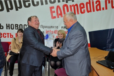 Александр Кулиш получает награду Александр Шикирянский, ЕАОmedia