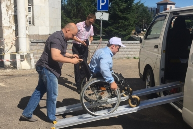 Непреодолимые барьеры на пути инвалидов к социальным объектам выявили &quotфронтовики&quot ЕАО региональное отделение ОНФ