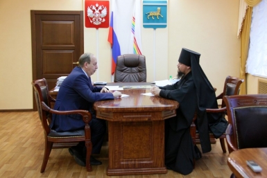Встреча Александра Левинталя и епископа Ефрема Департамент пресс-службы губернатора и правительства ЕАО