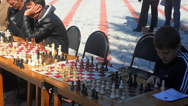 Гроссмейстер Юрий Якович уехал из Биробиджана непобежденным