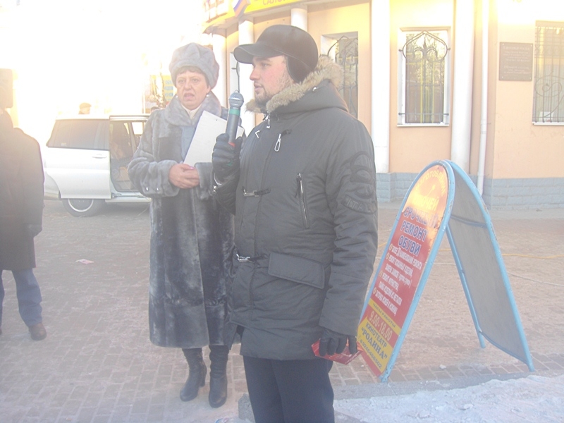 Первую ханукальную свечу зажгли в Биробиджане