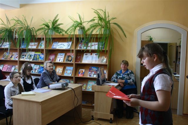 Подглядывать в текст тоже разрешали