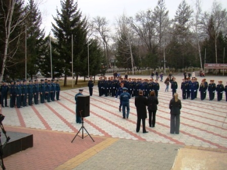 Погоны кадетов МЧС вручили 21 юному спасателю в Биробиджане