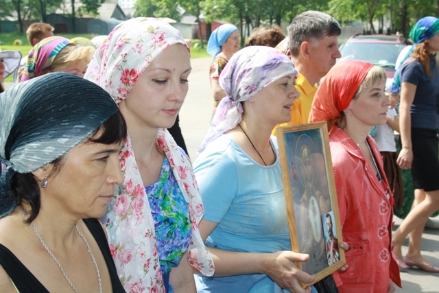 Православные ЕАО и Хабаровска прошли крестным ходом с Албазинской иконой Божией Матери 