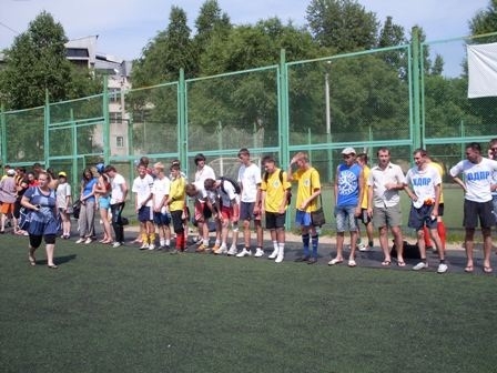 Цель заложение традиции встречи молодых политиков и общественных деятелей на футбольном по