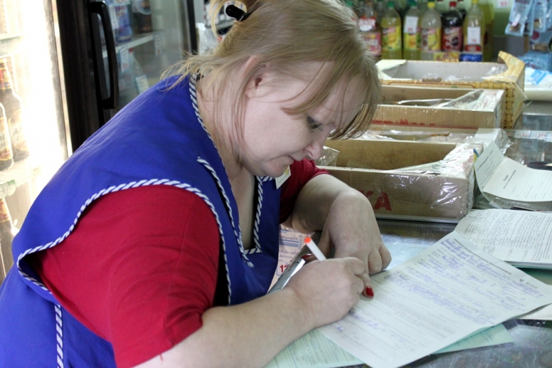 Молодежь Биробиджана борется с продажей алкоголя подросткам СтопЯгой