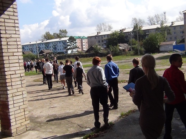 В общеобразовательной школе с. Ленинское ЕАО проведены противопожарные учения