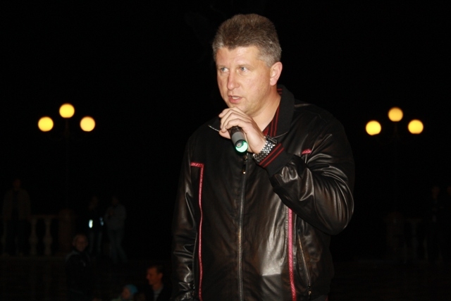 Горожан приветствовал Андрей Пархоменко