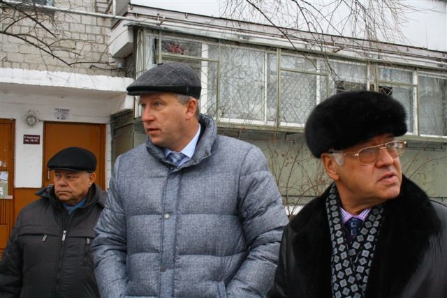 Ход очистки города от снега проинспектировал мэр Биробиджана Андрей Пархоменко
