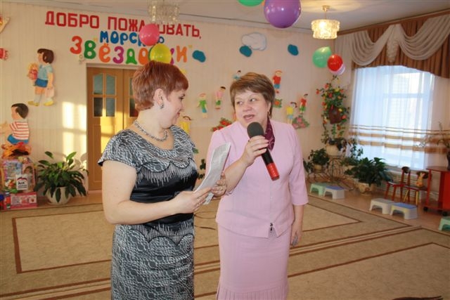 Зампред правительства Ирина Пинчук подарила детскому саду оргтехнику