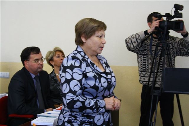 Выступает Елена Василенко