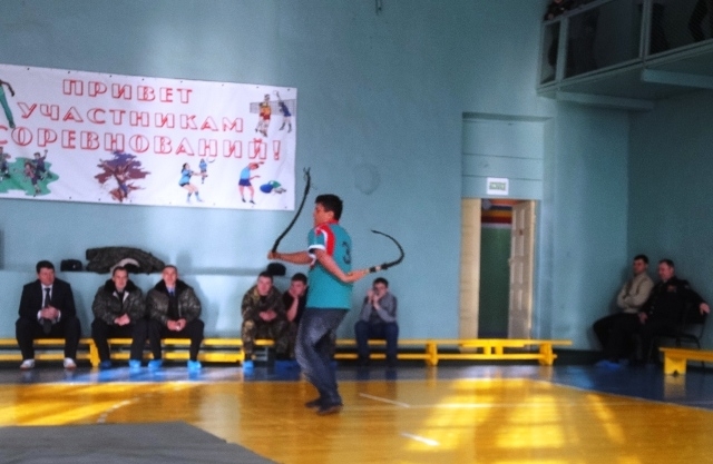 Шуточная эстафета, посвященная Дню ФСБ, прошла в Облучье ЕАО 