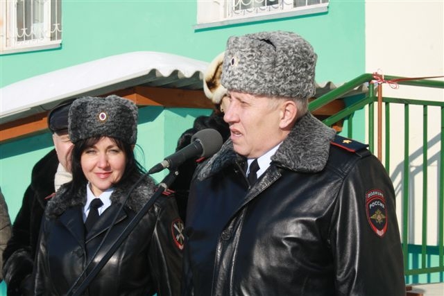 Семьи сотрудников полиции справили новоселье