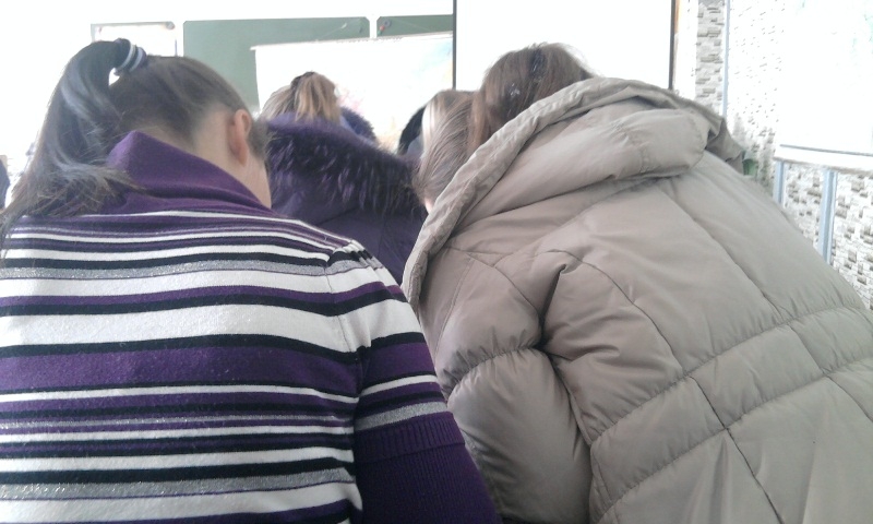Дети вынуждены заниматься в верхней одежде 