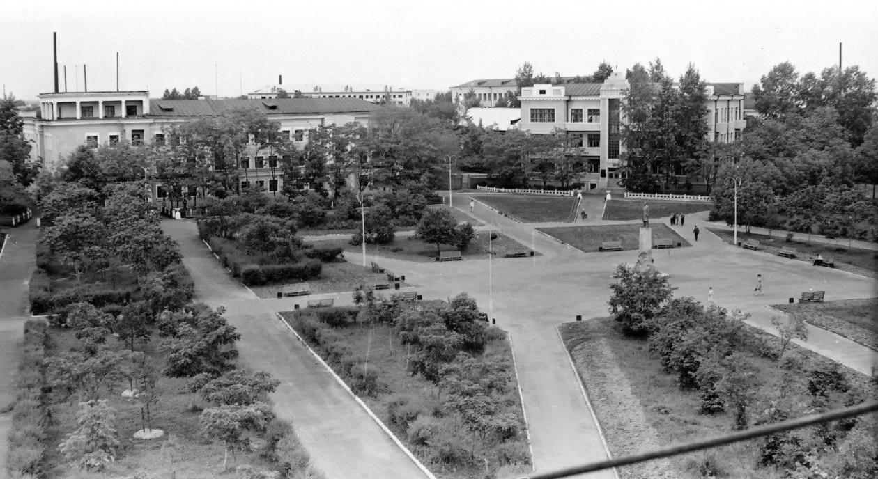 Площадь Советов Госархив ЕАО