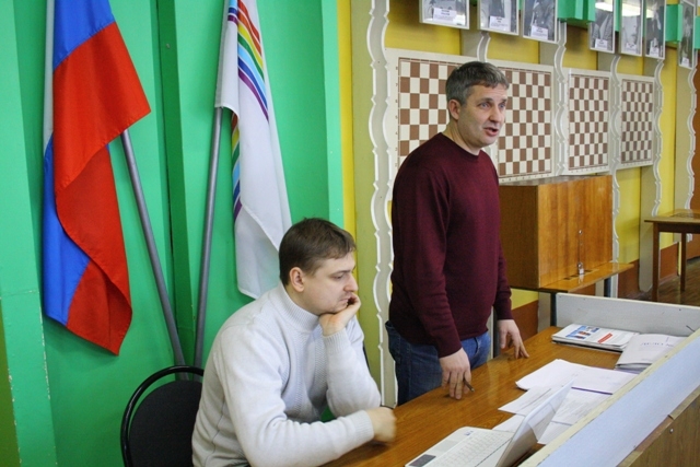 Андрей Долгов приветствует участников соревнований