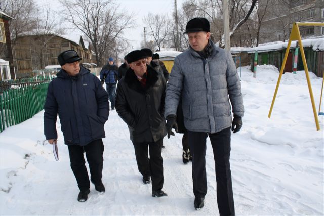 Мэр Биробиджана с проверкой