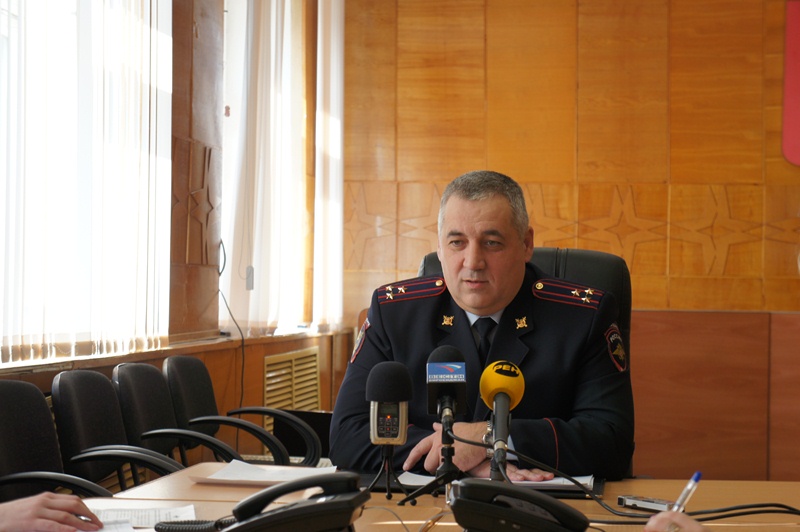 брифинг в УВД