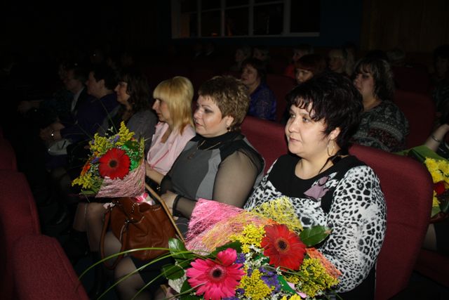 Кудесников комфорта поздравили в Биробиджане