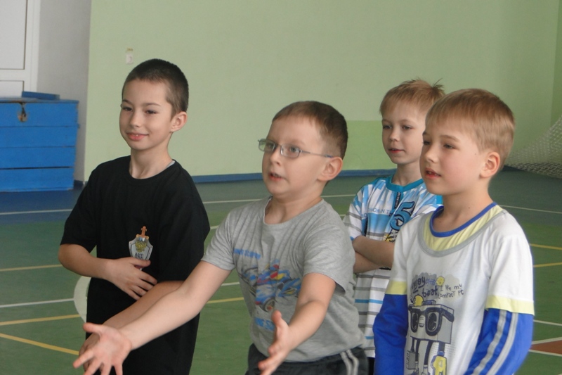 Соревнования "Папа, мама, Я - спортивная семья!"