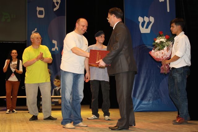 Сергей Солтус поздравляет юбиляров , Фото с места события собственное