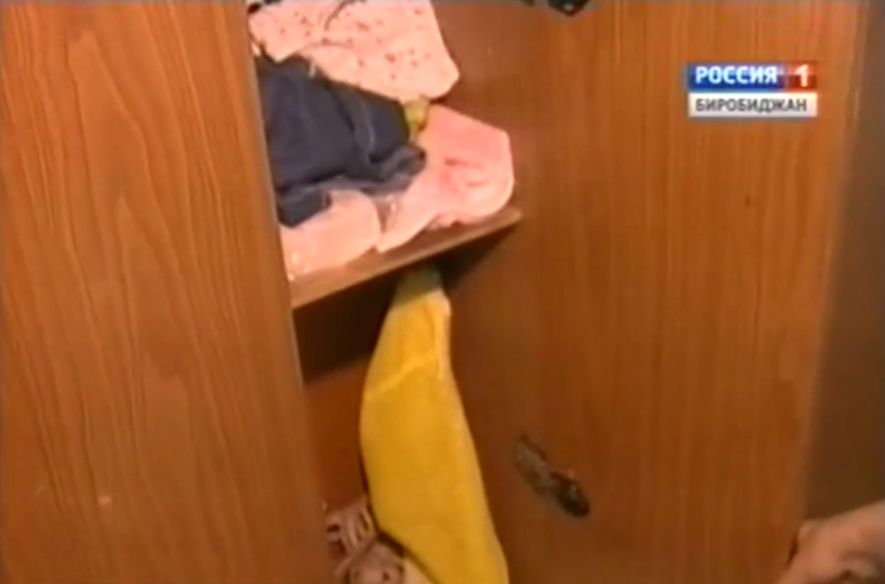 Один шкафчик на двоих, Фото с места события из других источников