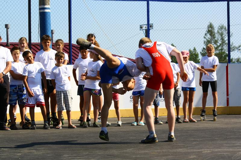 В лагере отдыхают четыре отделения областной ДЮСШ, Фото с места события из других источников