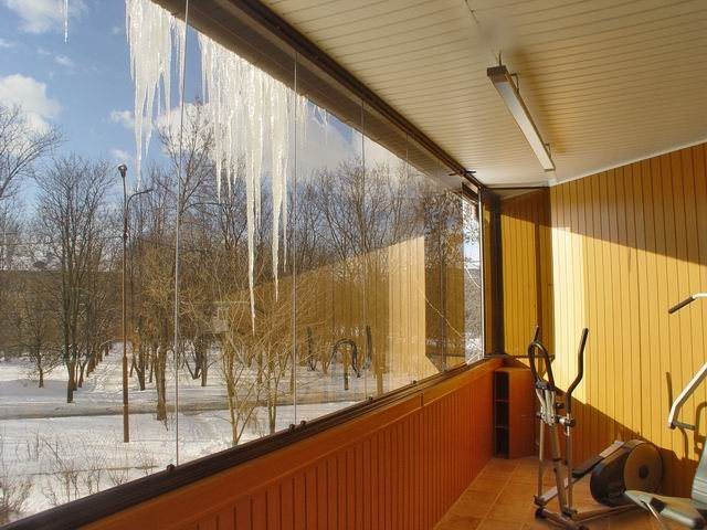 Безрамное остекление, Фото с места события из других источников