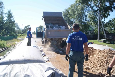 На территории подтопленного Смидовиского района ЕАО, Фото с места события из других источников