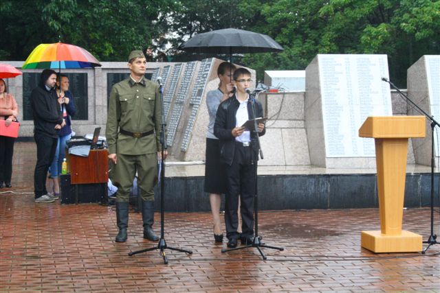 От школьников выступил Антон Горюн, Фото с места события собственное