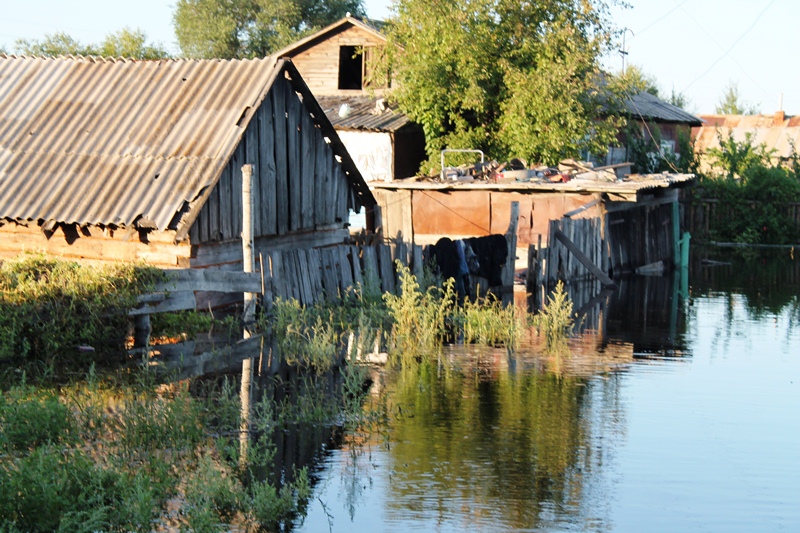 Вода по самую крышу, Фото с места события из других источников