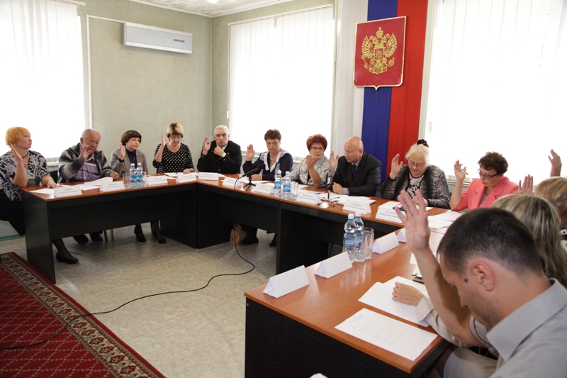 Спикер парламента ЕАО поздравил Собрание депутатов Биробиджанского района с избранием, Фото с места события из других источников