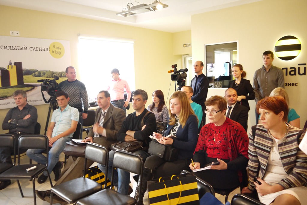 Представители СМИ, Фото с места события собственное