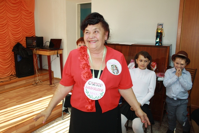 Супер-бабушка Тамара Пряжникова, Фото с места события собственное