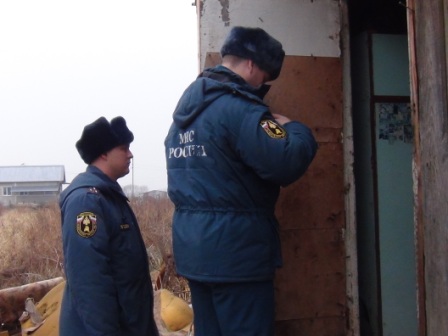Частный сектор и ветхий жилфонд Биробиджанского района ЕАО попали в поле зрения пожарных, Фото с места события из других источников