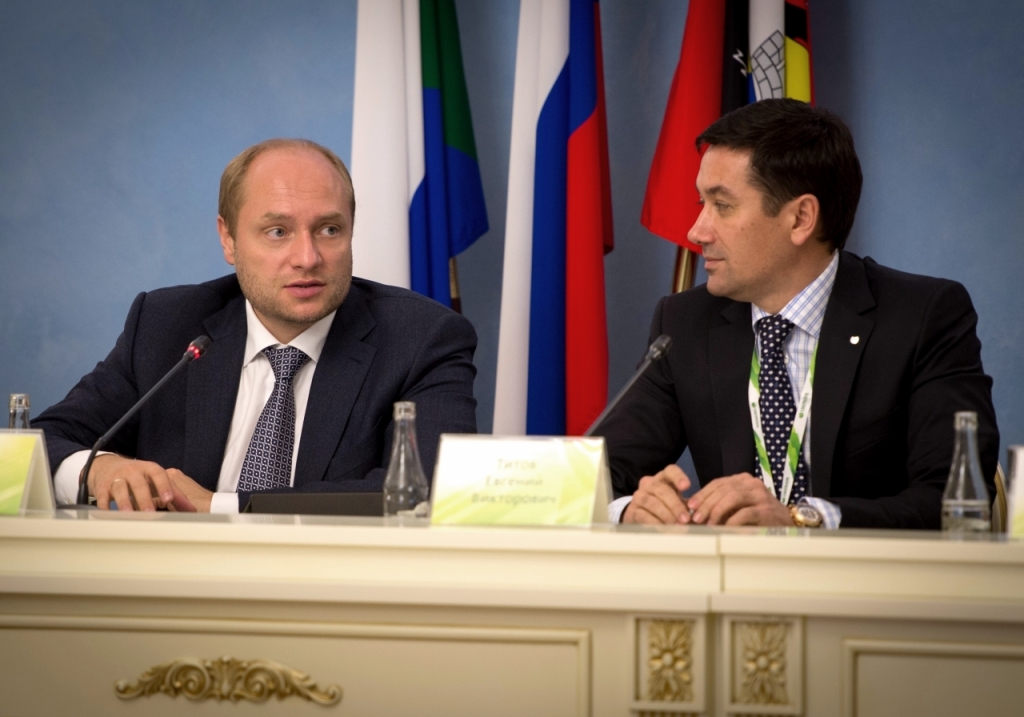 Александр Галушка, Фото с места события из других источников