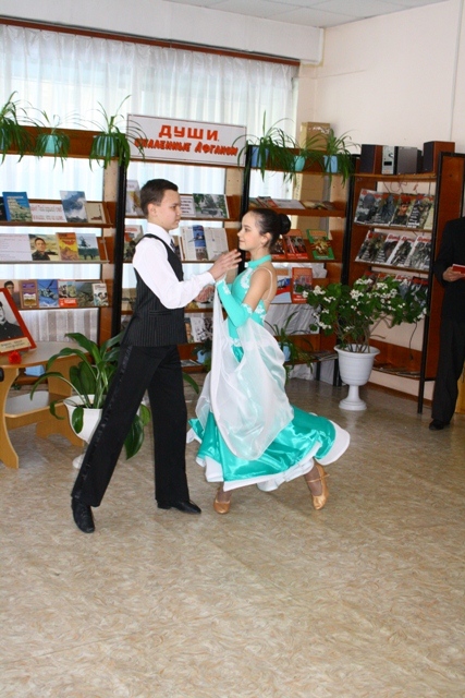 Афганский вальс, Фото с места события собственное