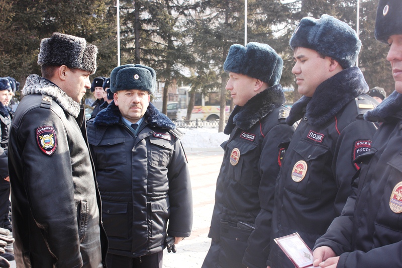 Готовность патрульно-постовых нарядов к работе в весенний период проверили в Биробиджане, Фото с места события из других источников