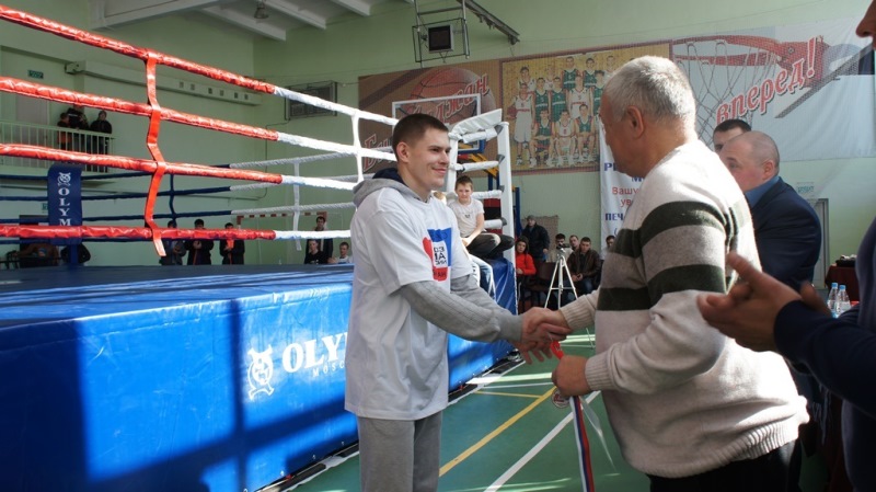 Награждается Никита Голошубов, Фото с места события собственное