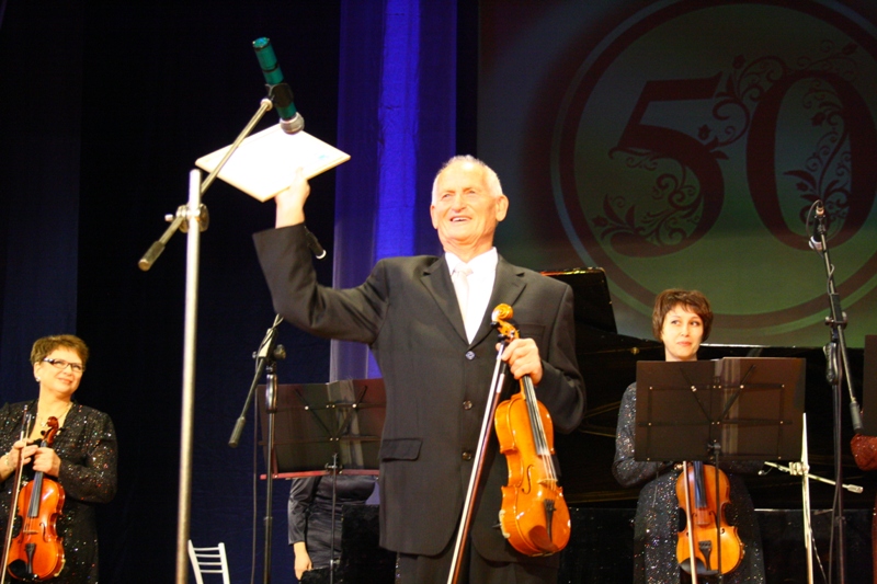 Семен Гройсман прилетел на юбилей, Фото с места события собственное