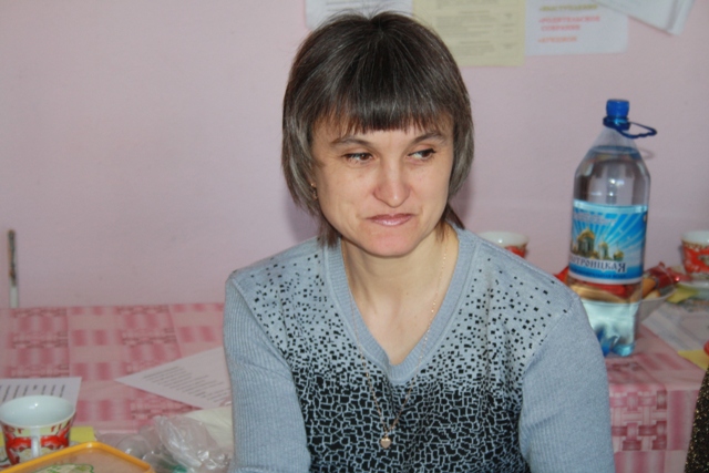 Бибилиотекари приехали на окраину поздравить женщин, Фото с места события из других источников