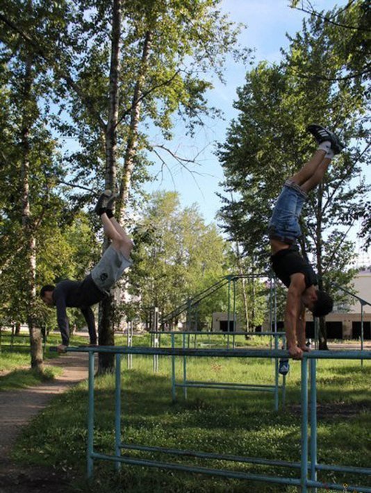 Любители Street Workout в Биробиджане готовятся к осенним соревнованиям, Фото с места события из других источников