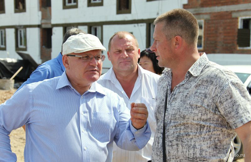 Готовность домов для подтопленцев в Смидовичском районе ЕАО проверил глава региона , Фото с места события из других источников