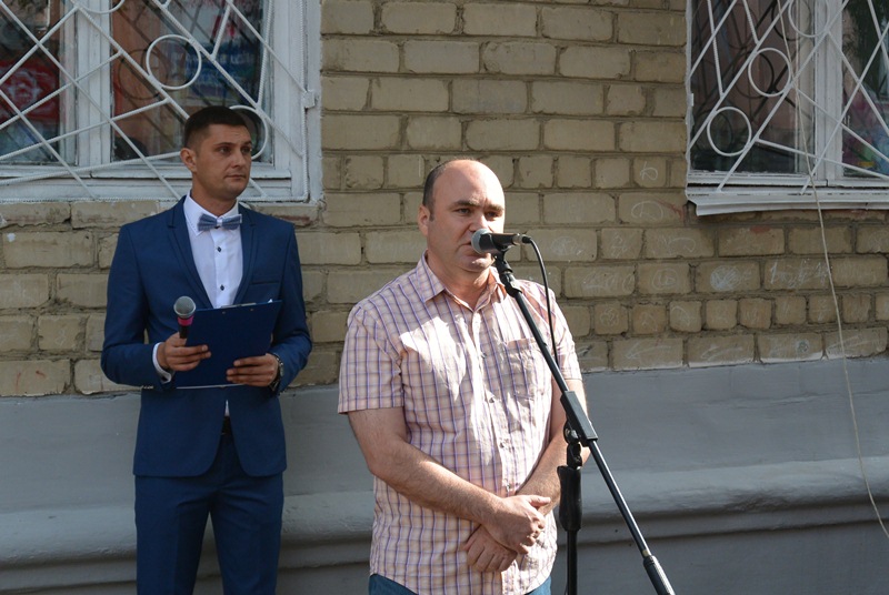 Александр Суриц, Фото с места события собственное